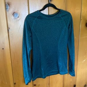 Eddie Bauer green thermal long sleeve